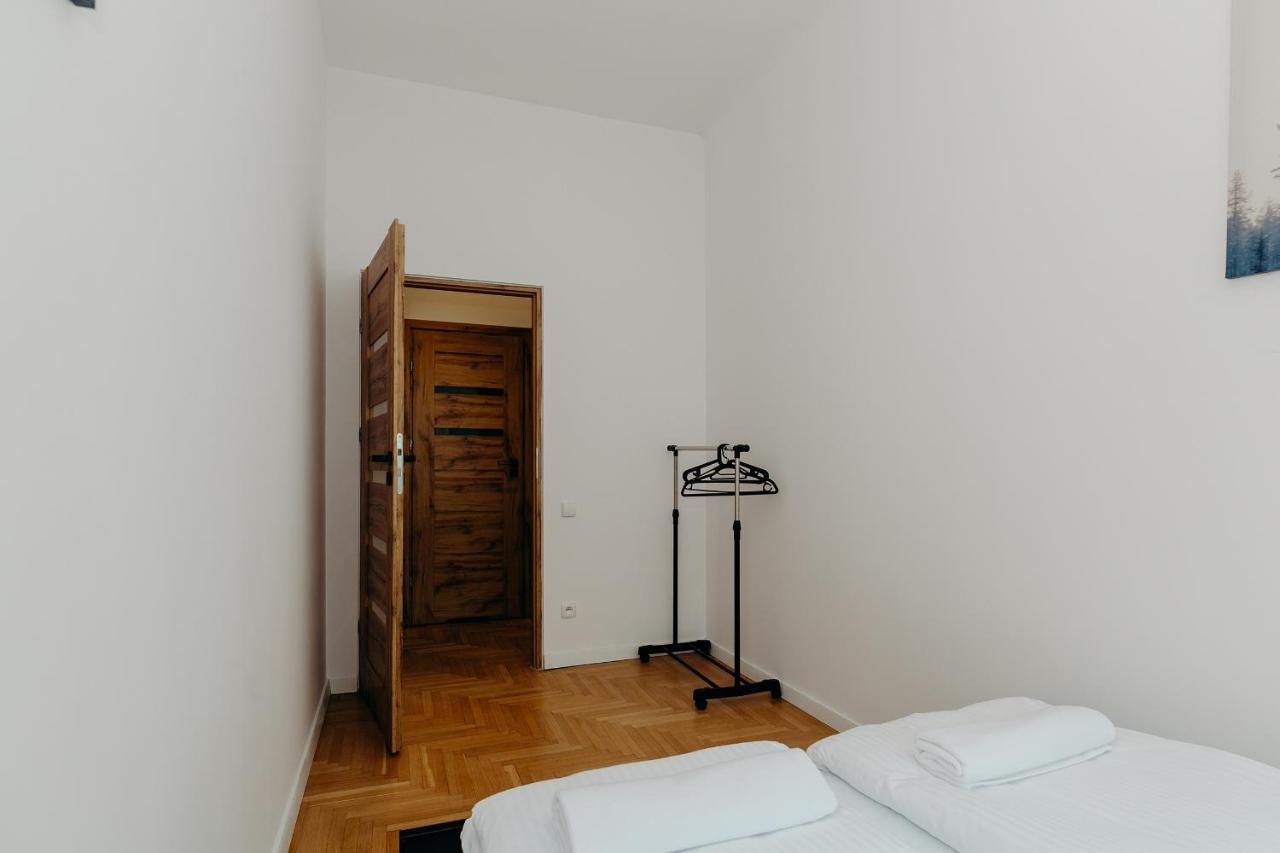 Shortstaypoland Grzybowska Warsaw Exterior photo